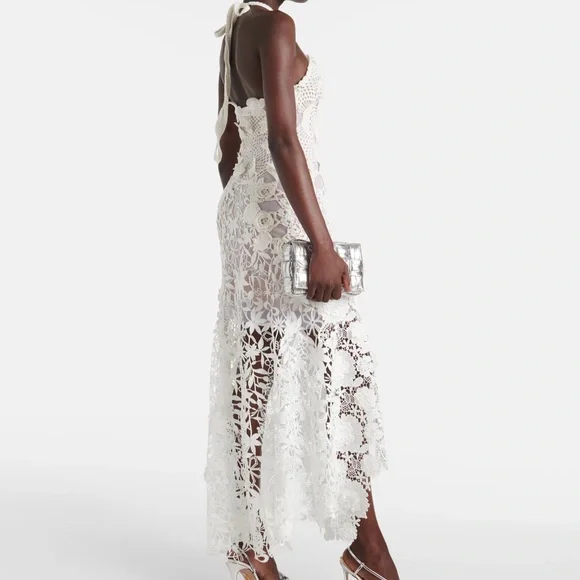 OSCAR DE LA RENTA
Crochet guipure lace gown - Picture 2 of 4